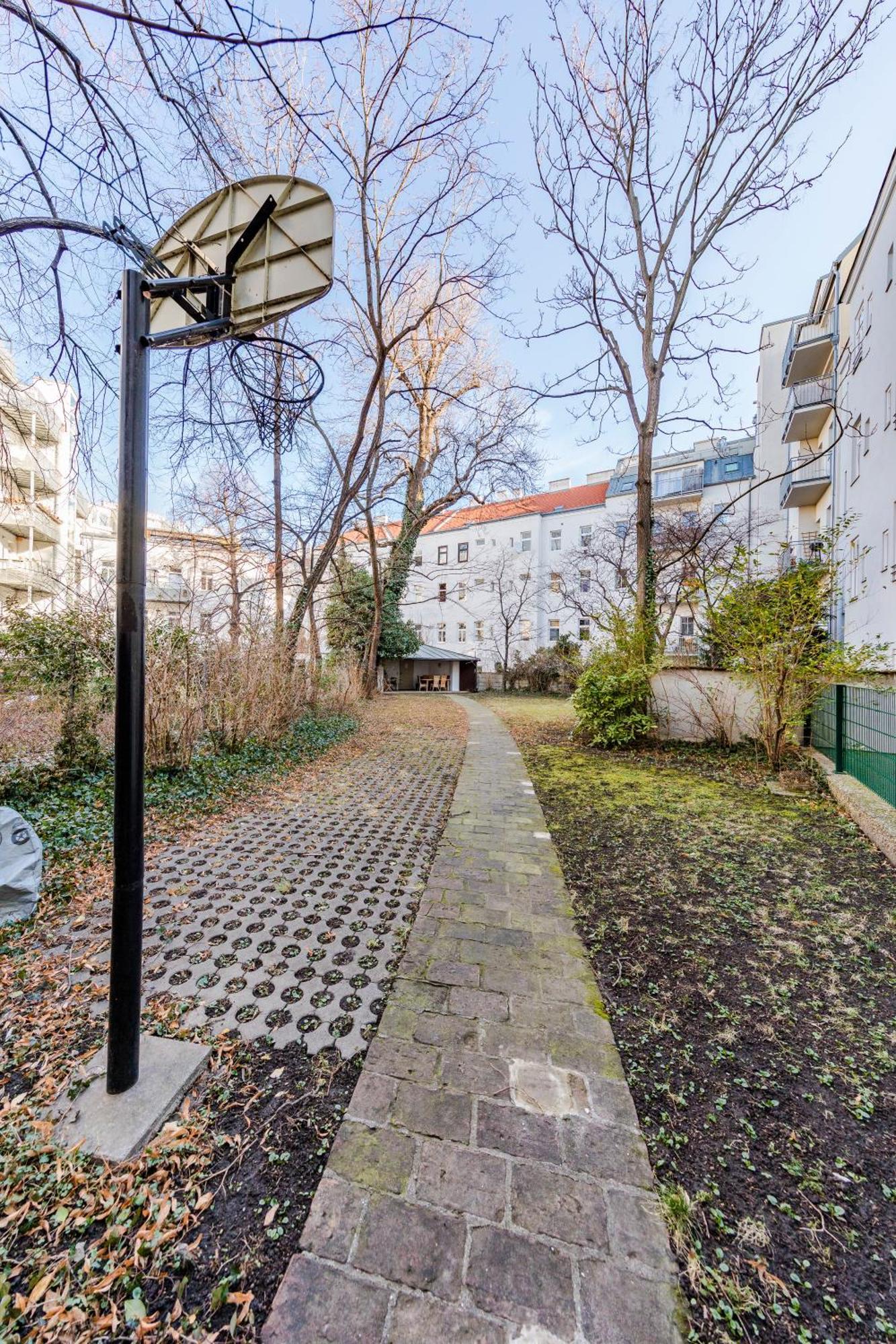 Urban Vienna Living - 18Th District Aparthotel Exterior photo